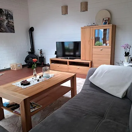 Ferienwohnung, Ruhig Im Gruenen Osterrönfeld